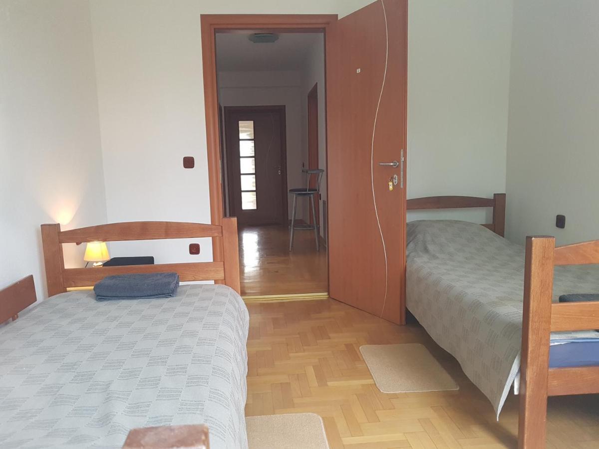 Prenociste Klas Pleternica Habitación foto
